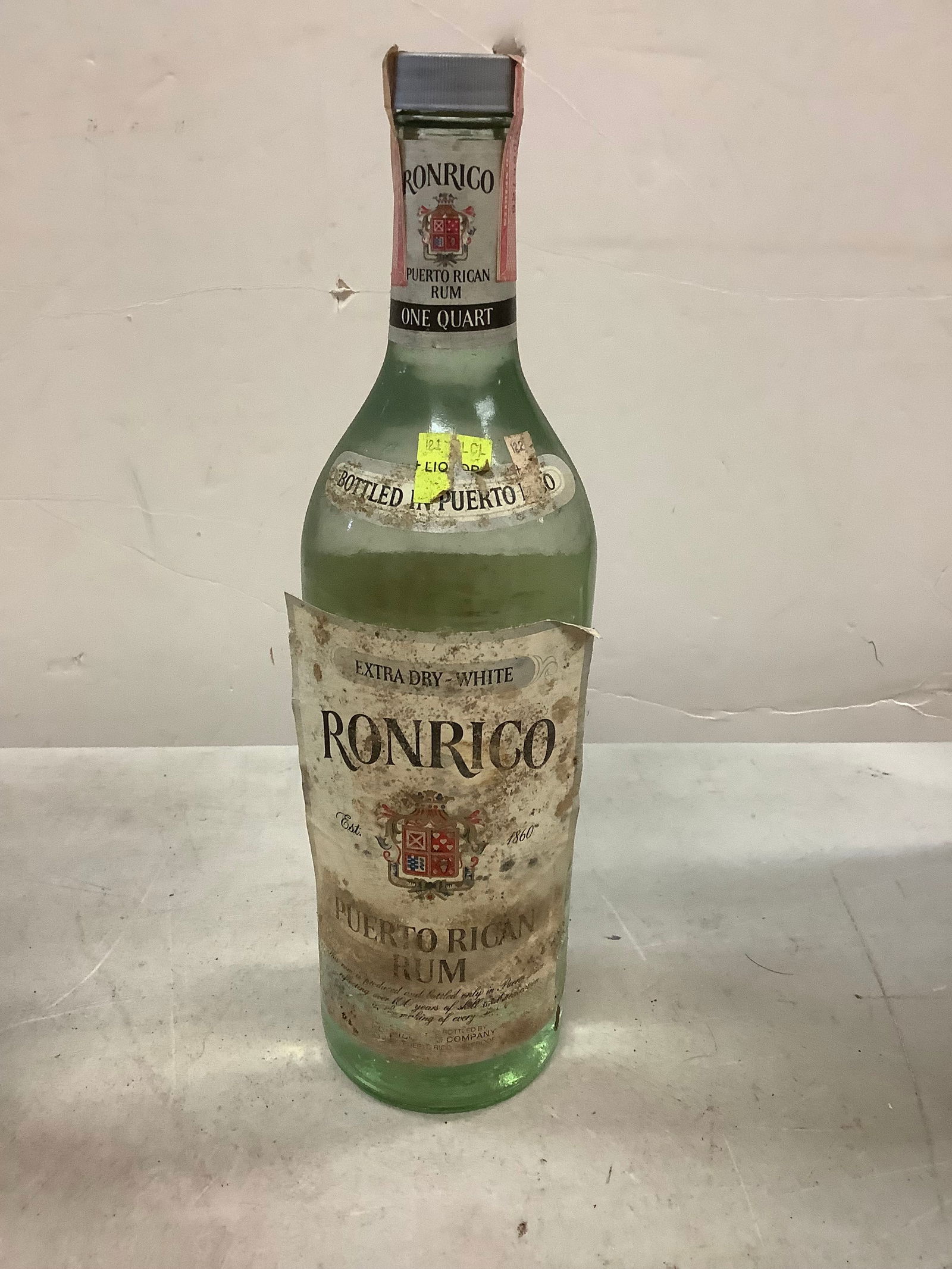 Sealed Extra Dry White Ronrico Puerto Rican Rum One Quart (1 of 1)