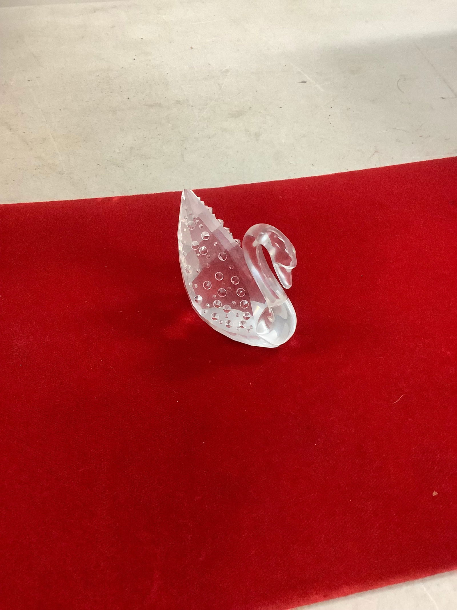 Swarovski Crystal Swan 2 Inches (1 of 1)