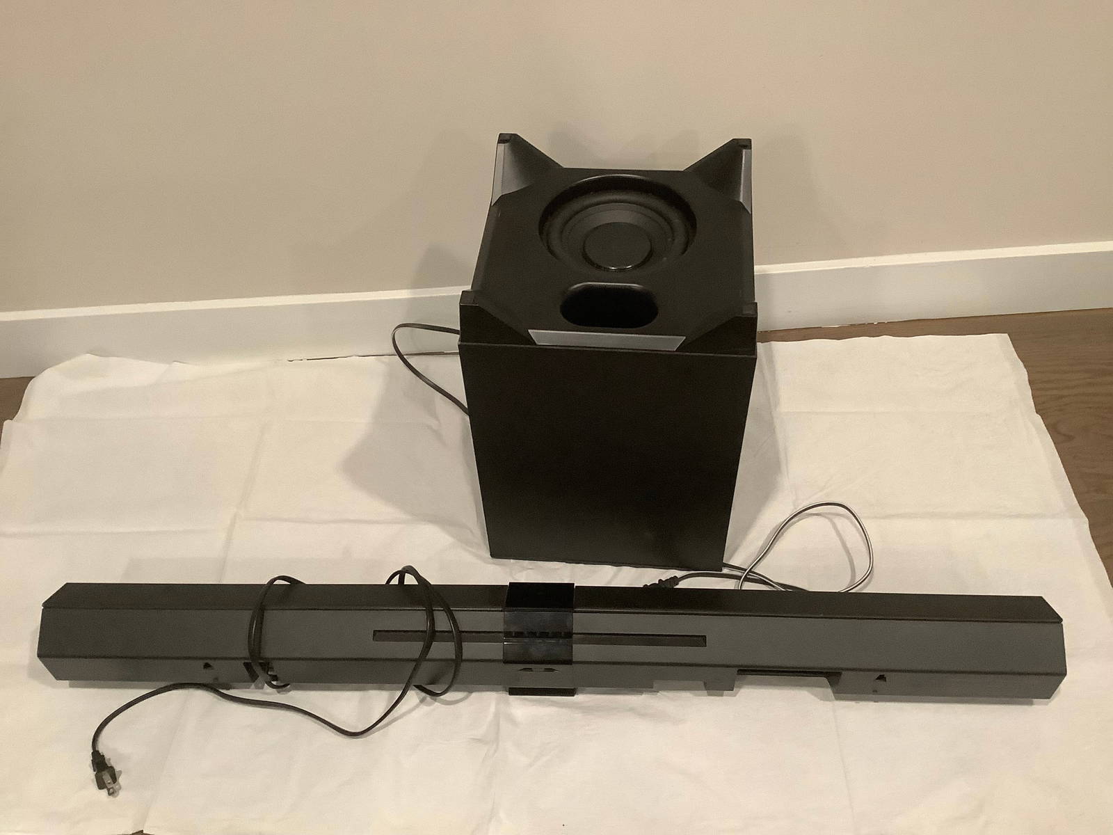 Sony Subwoofer And Sony Center Speaker Auction
