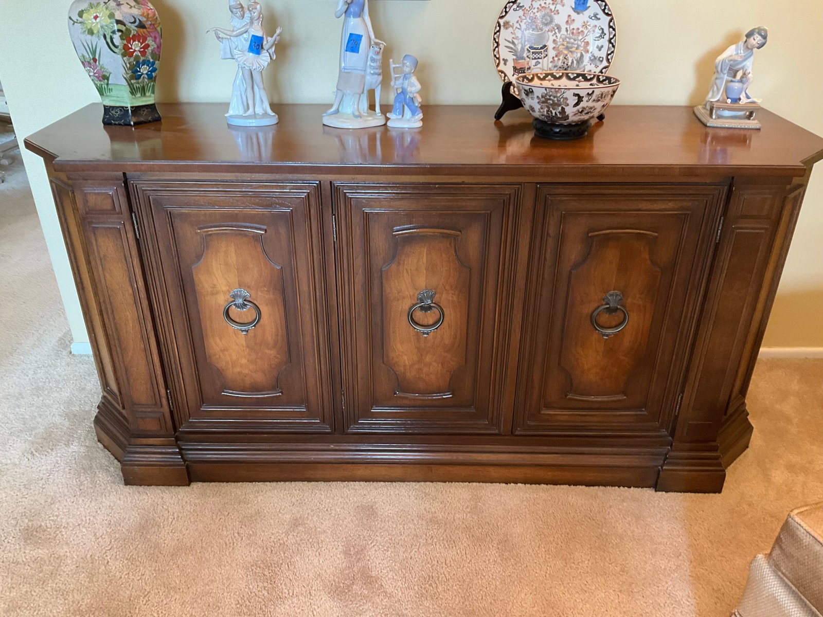 Drexcel wooden Gordenza 63x30x13: Drexcel wooden Gordenza 63x30x13