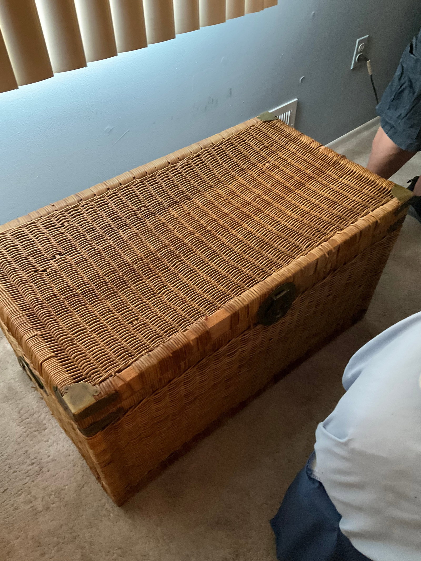 whikser bedroom chest no contents 36x20x20: whikser bedroom chest no contents 36x20x20