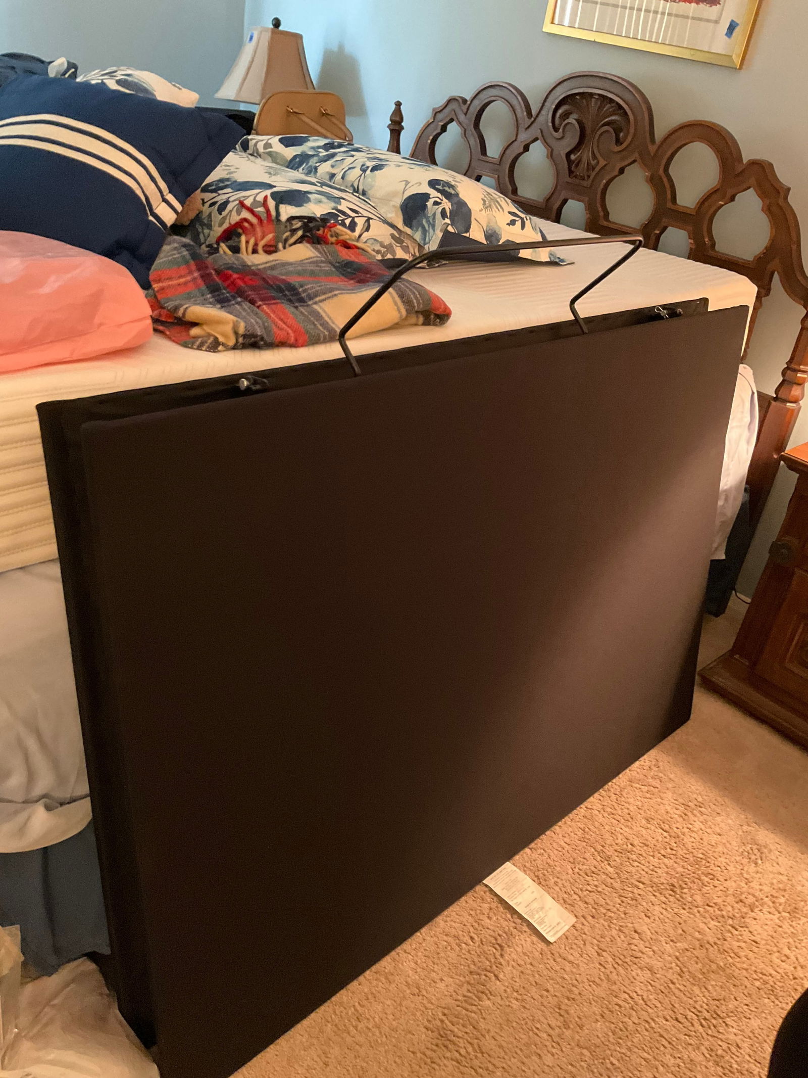 eletric portable adjestable bed with matress full size (1 of 1)