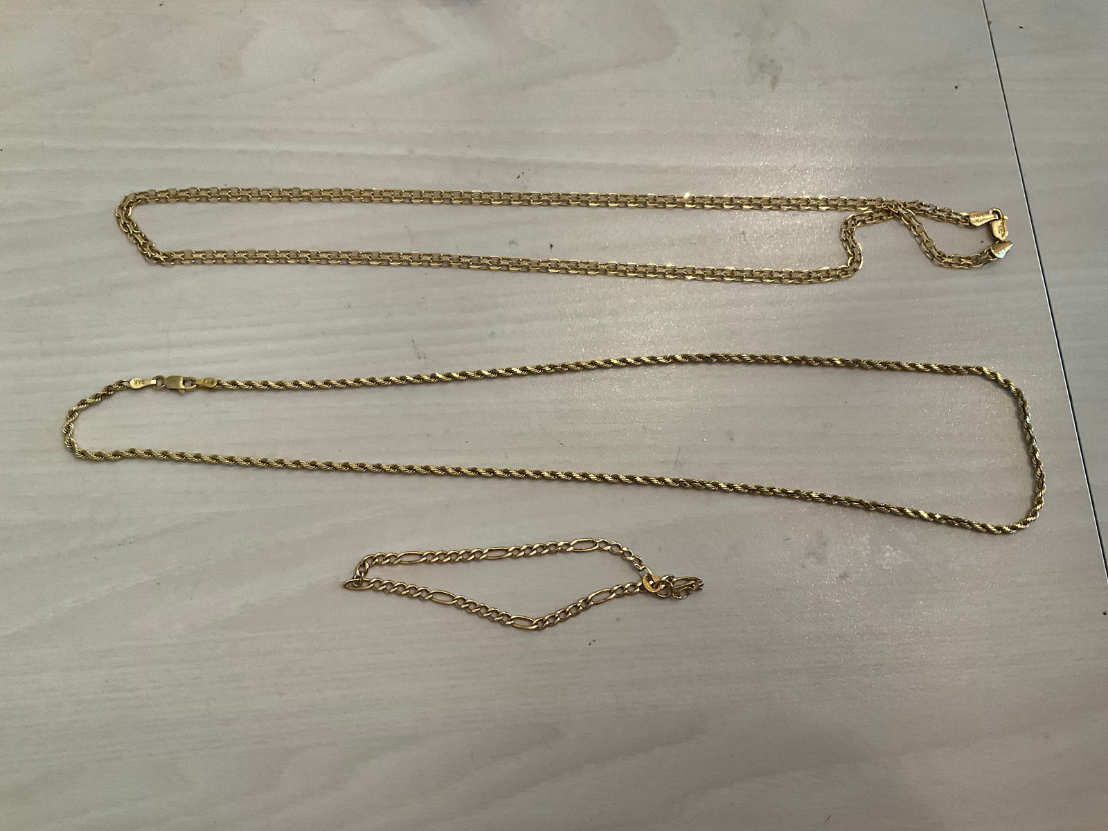 Lot of 2 14K Gold Necklaces and 14K Bracelet (1 of 1)