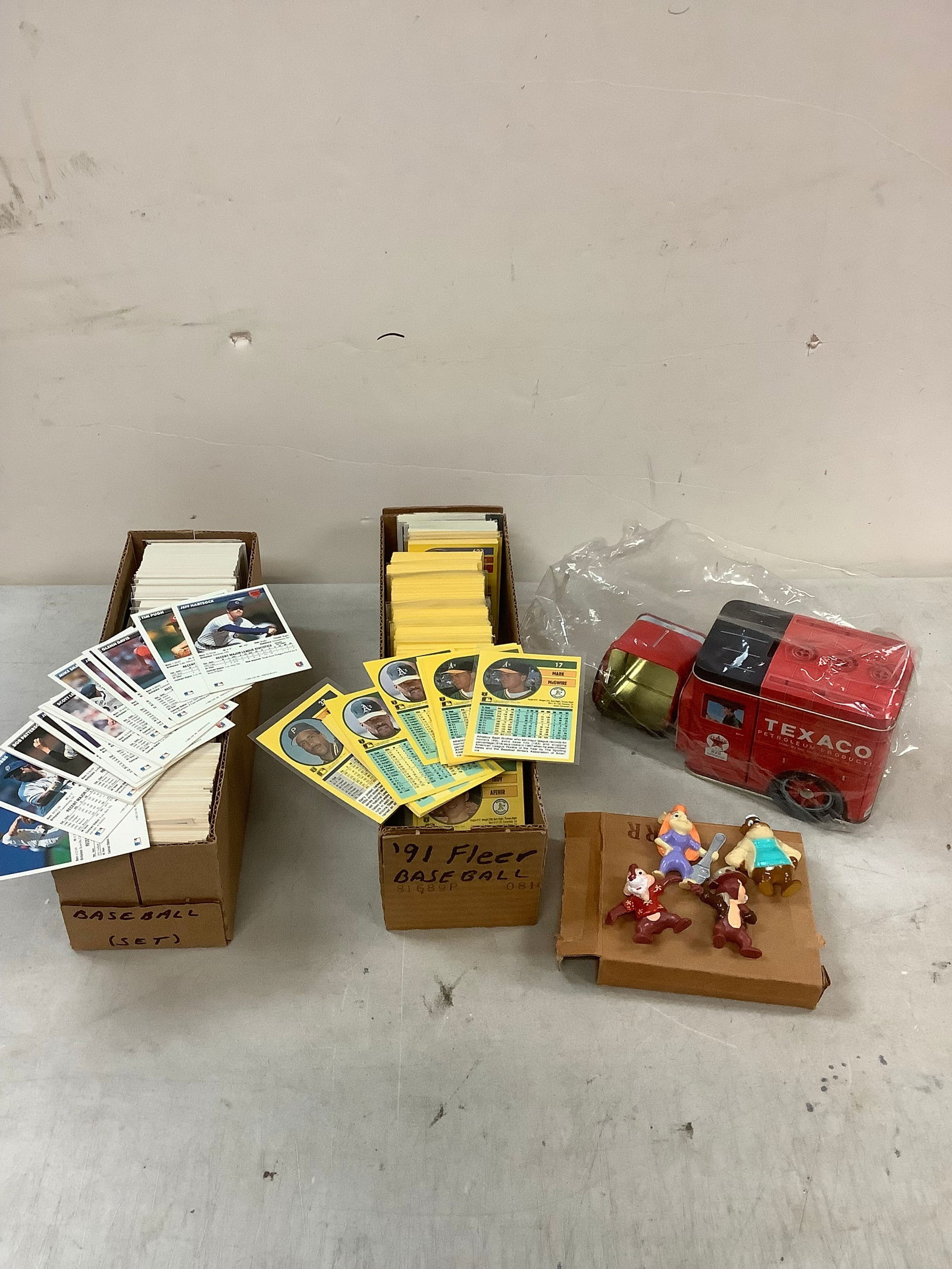 Lot of vintage baseball cards, texaco petroleum tin, and more (1 of 1)