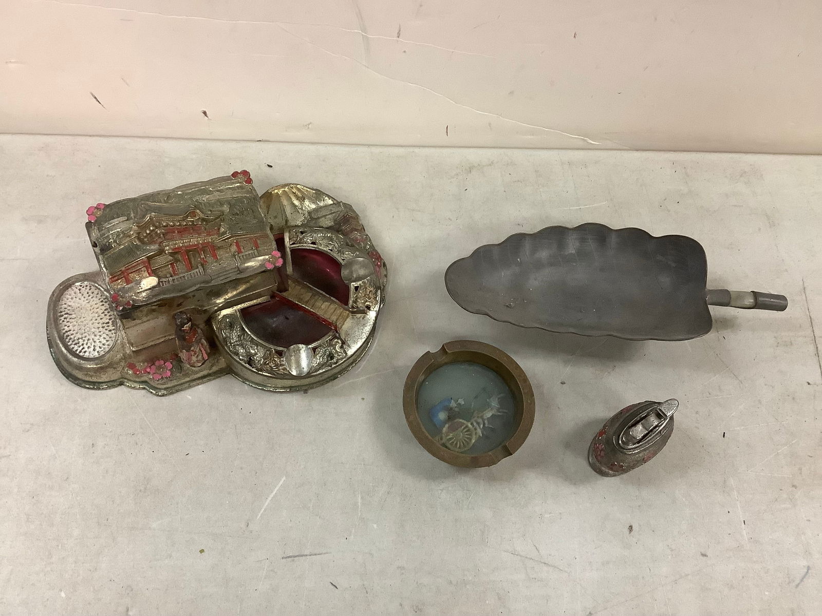Lot of Vintage Musical Oriental Ashtray, Table Lighter and More (1 of 1)