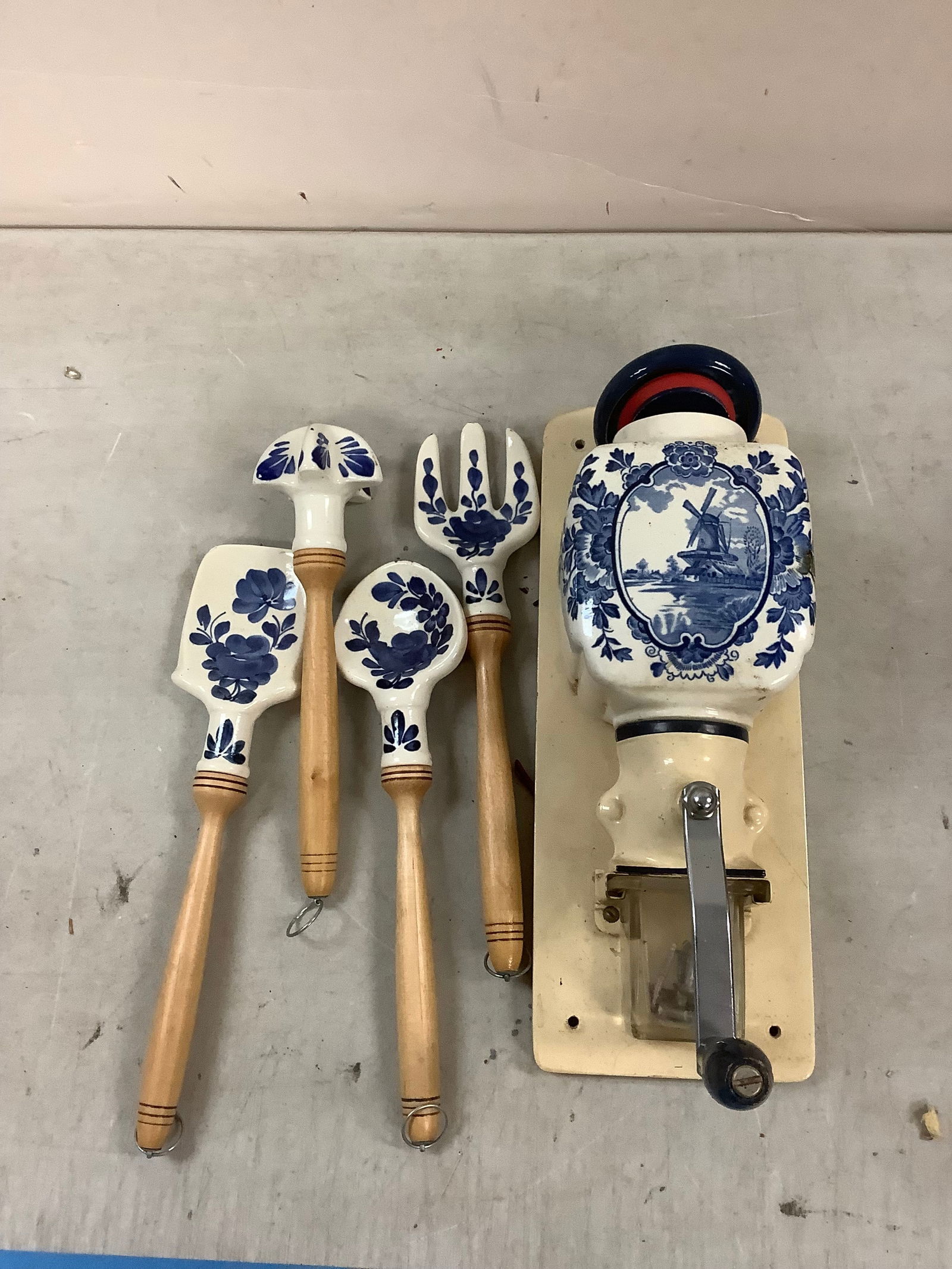 Vintage Coffee Grinder and Cooking porcelain untensials (1 of 1)