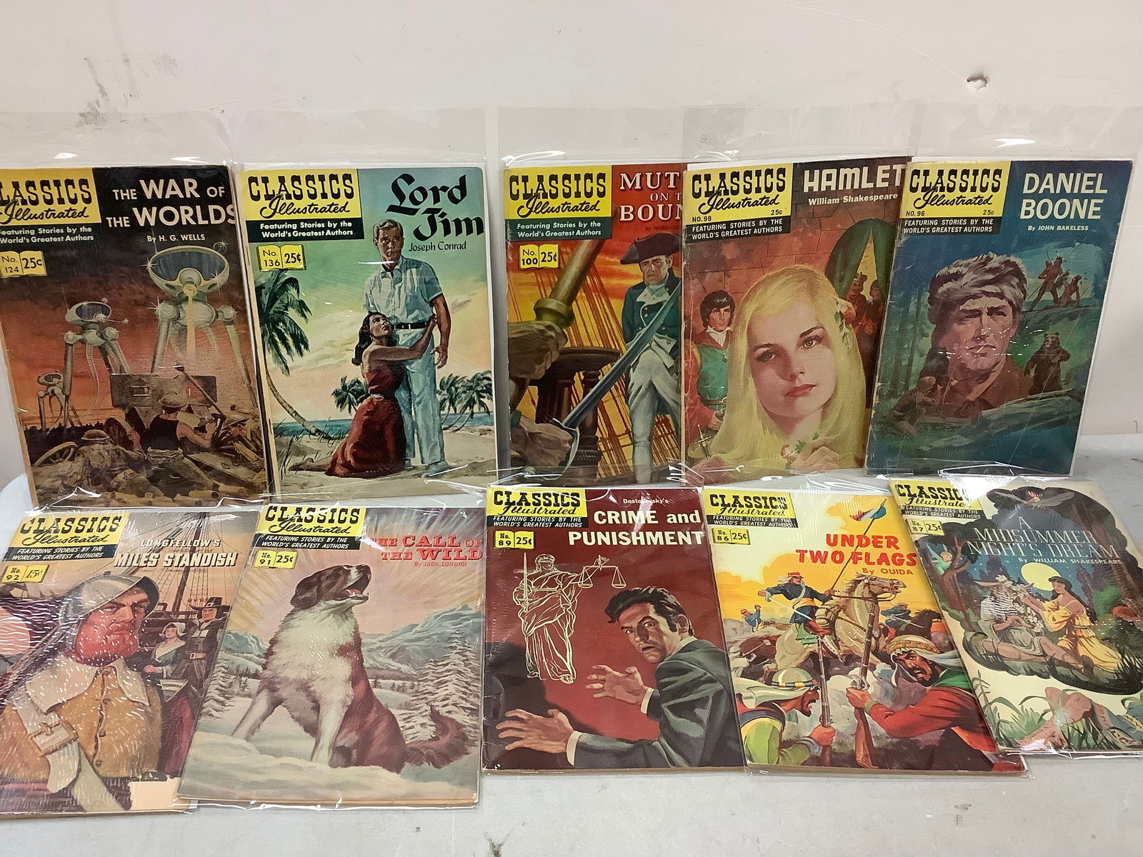 Lot of classics illustrated vintage comics (1 of 1)