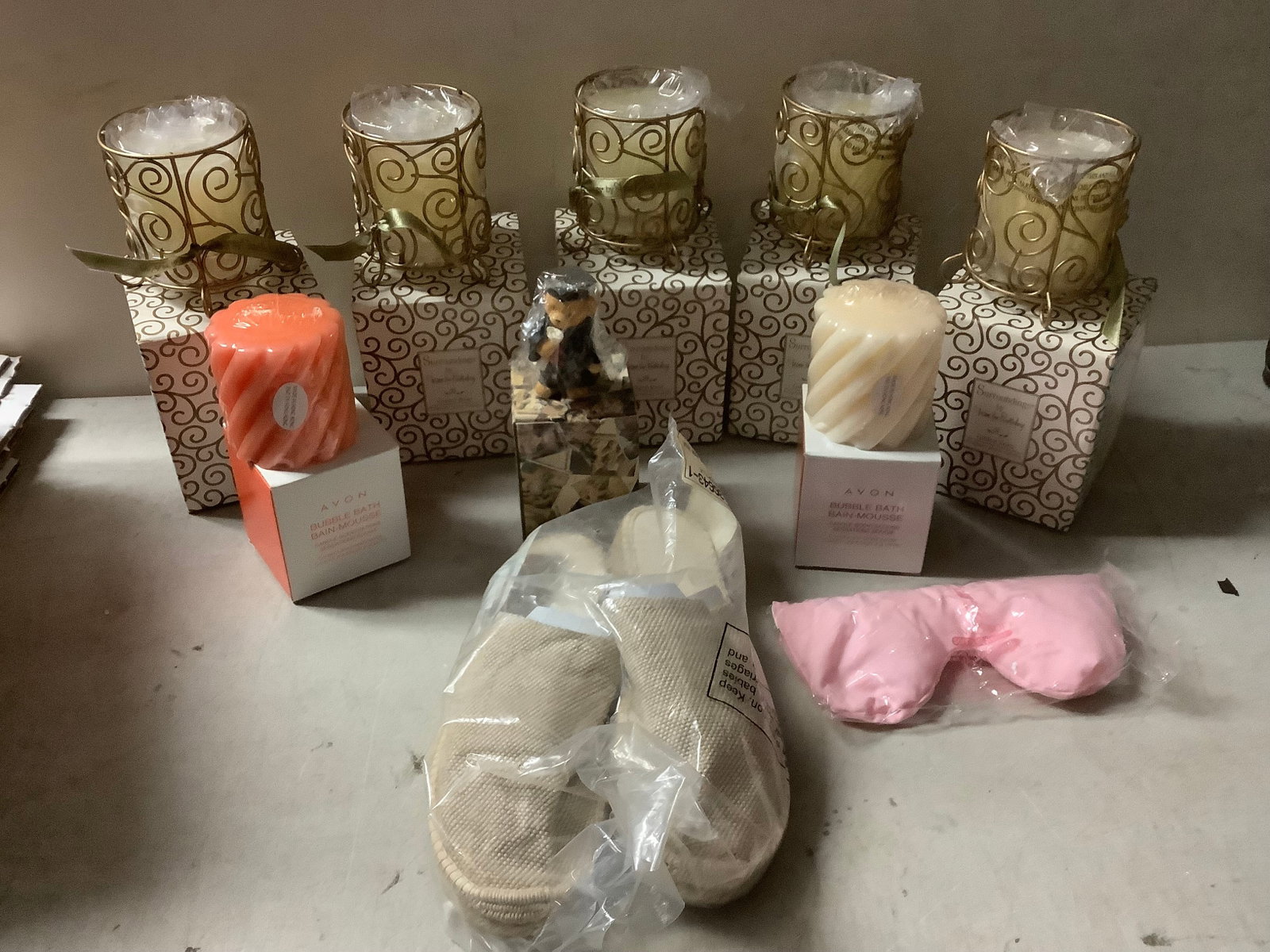 Diane VonFurstenberg candles with holders, Avon candles and more: Diane VonFurstenberg candles with holders, Avon candles and more