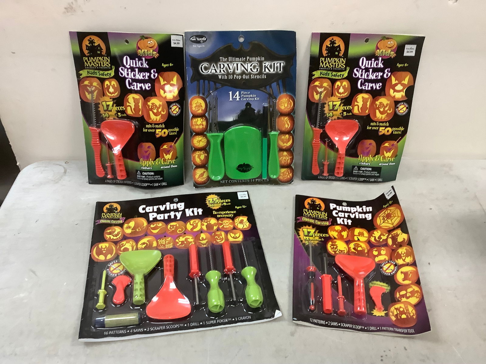 Pumpkin Carving Kits: Pumpkin Carving Kits