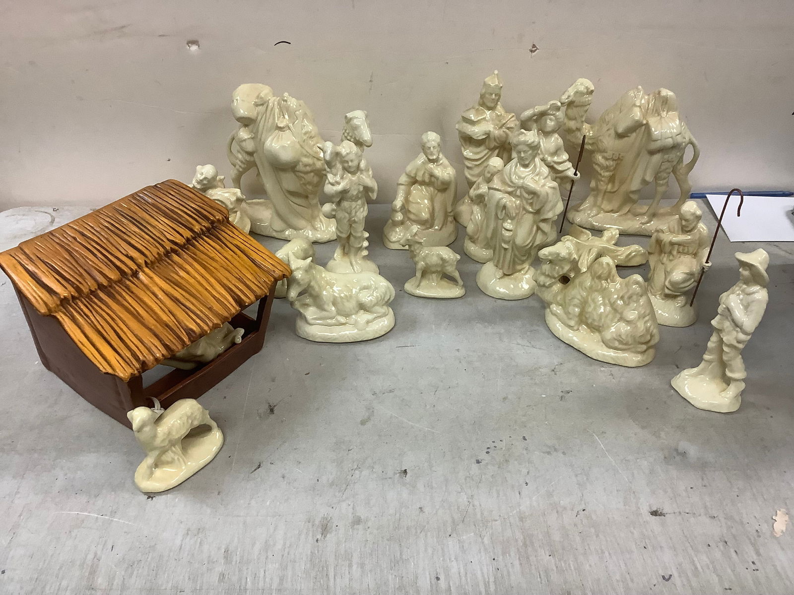 Nativity Set tallest 7 1/2 in (1 of 1)