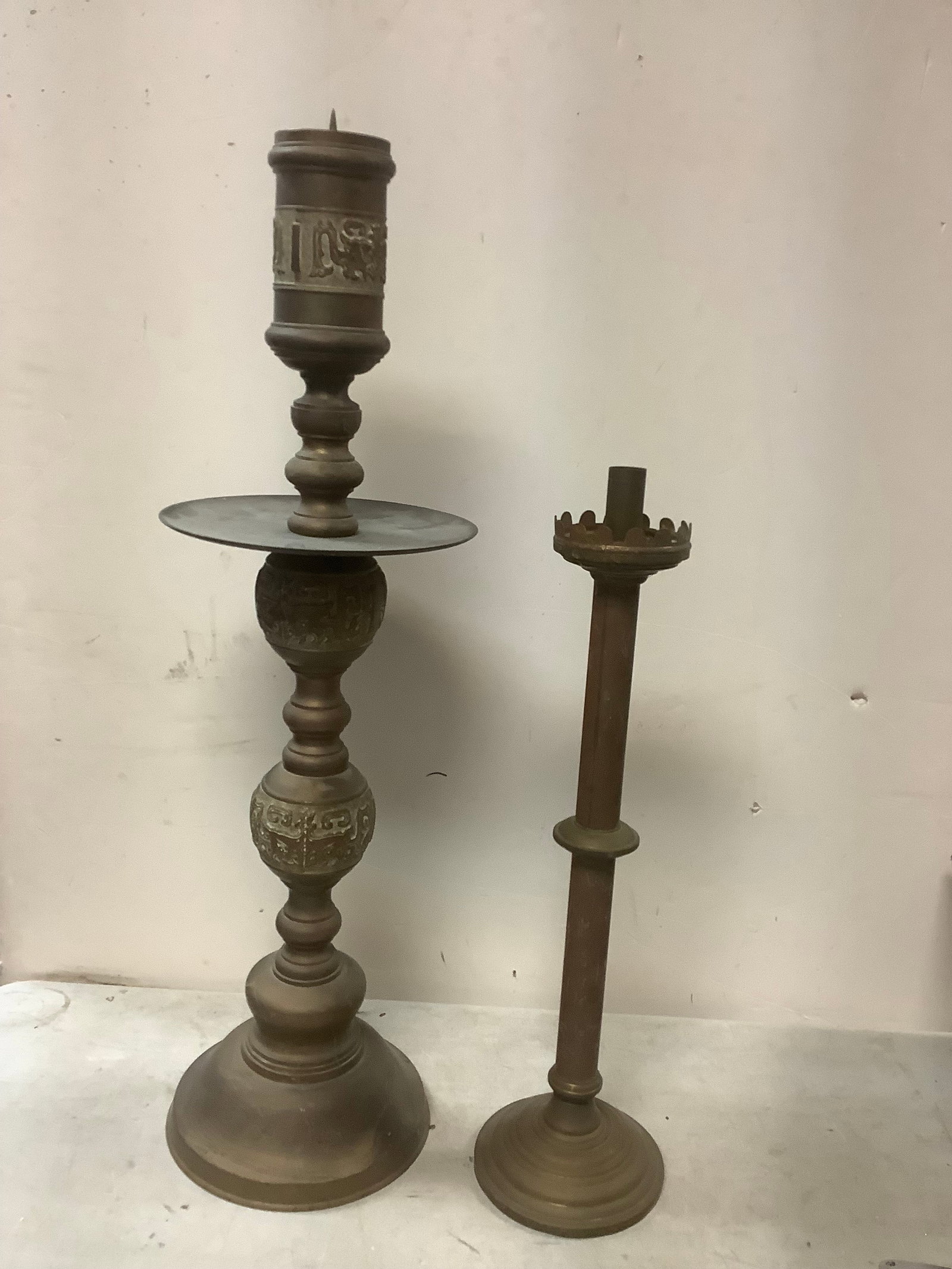 Lot of brass candle holders (tallest - about 30 in): Lot of brass candle holders (tallest - about 30 in)