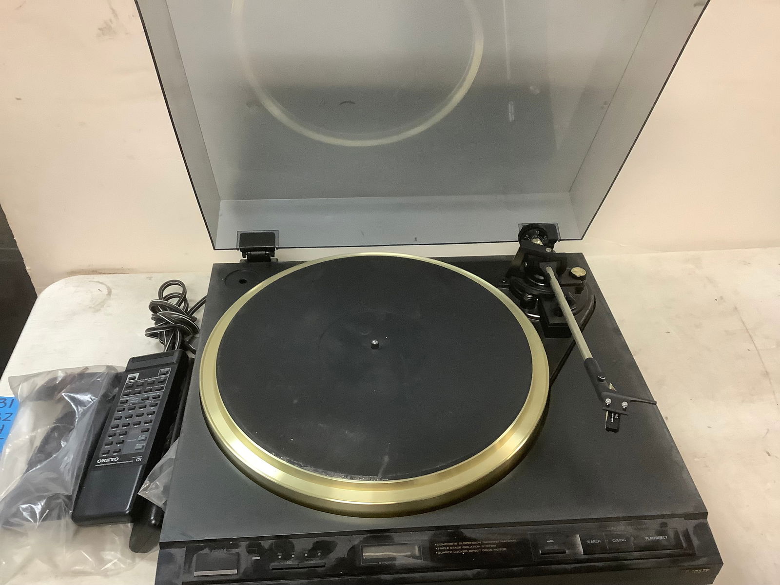 Lot of vintage record player (1 of 1)