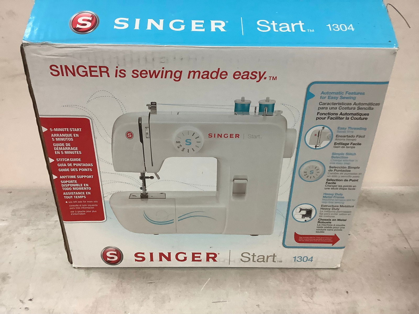 Singer Sewing Machine (New) (1 of 1)