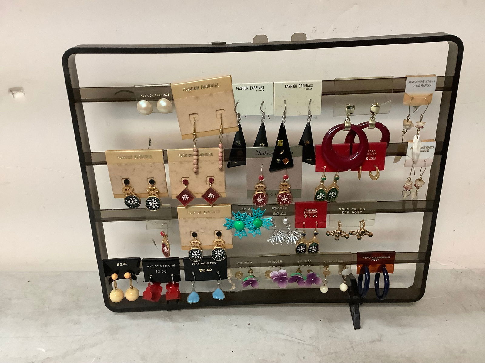 Vintage Costume Display Rack with Earrings (1 of 1)
