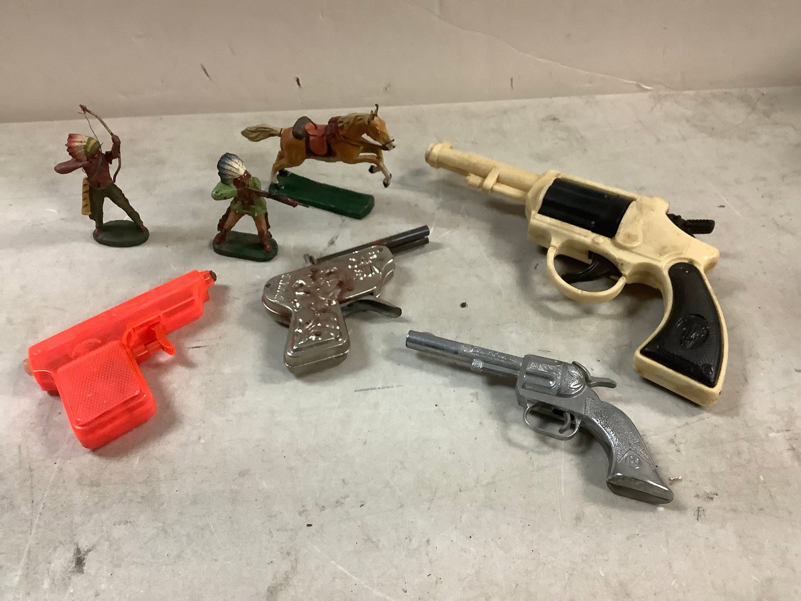Lot of Toy Guns and Figurines: Lot of Toy Guns and Figurines