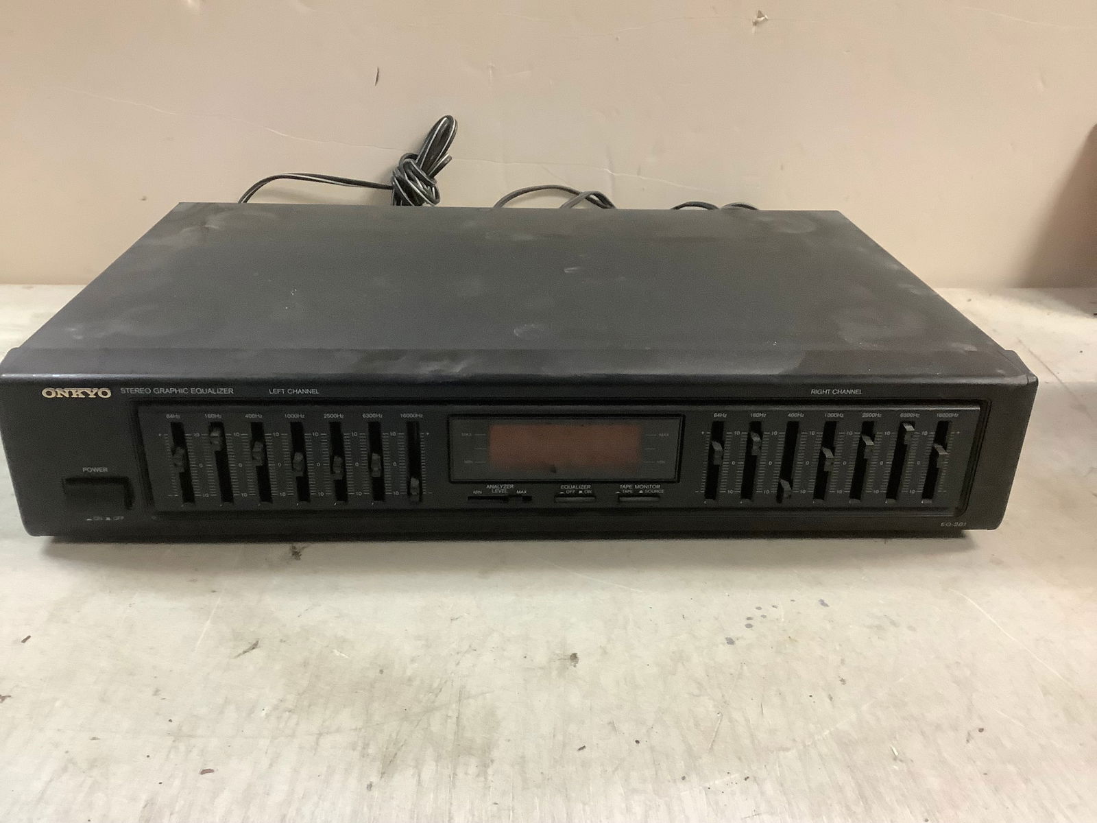 Onkyo Stereo Graphic Equalizer (1 of 1)