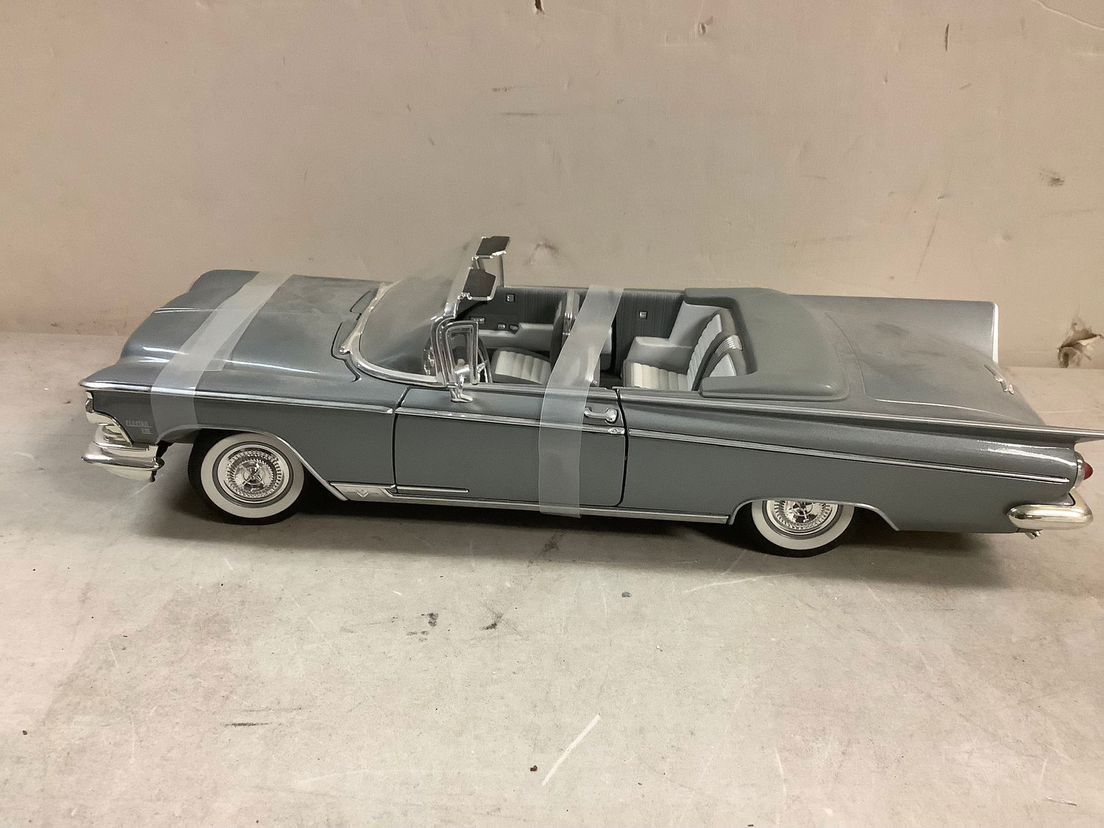 Silver Road signature 1959 buick electra 225 model (1 of 1)