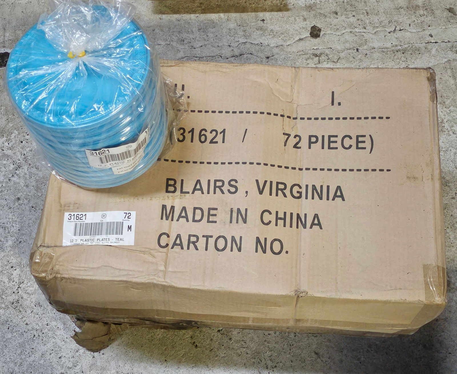 2 New Cases 7" plastic Plates (1 of 1)