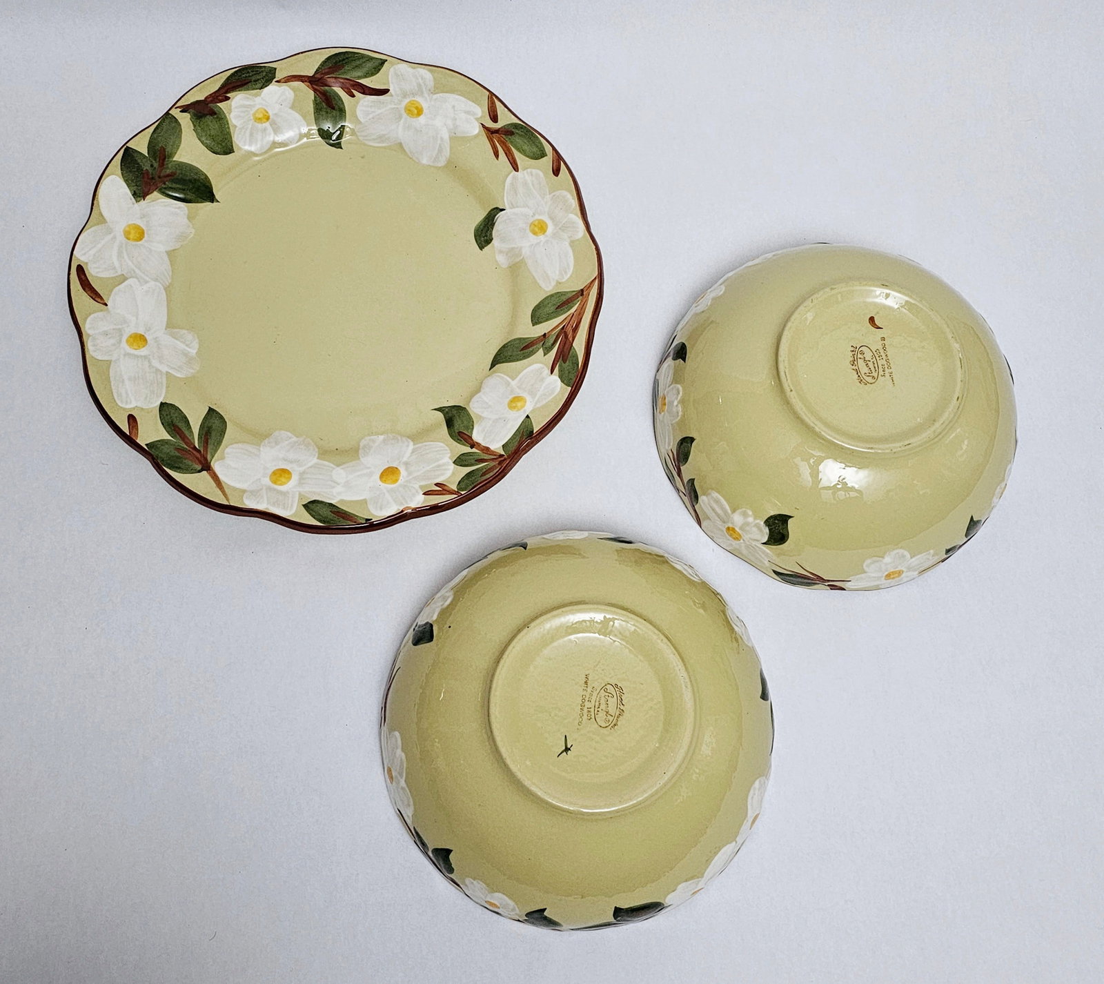 Vintage Stangl White Dogwood Serving Platter 12" and Bowls: Vintage Stangl White Dogwood Serving Platter 12" and Bowls