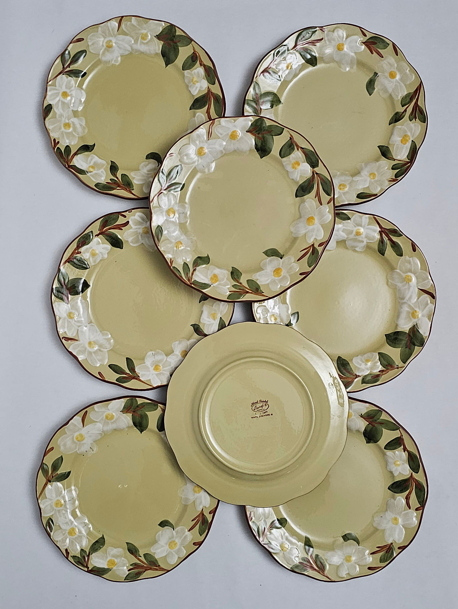 8 Vintage 10" Stangl White Dogwood Ceramic Dinner Plates (1 of 1)