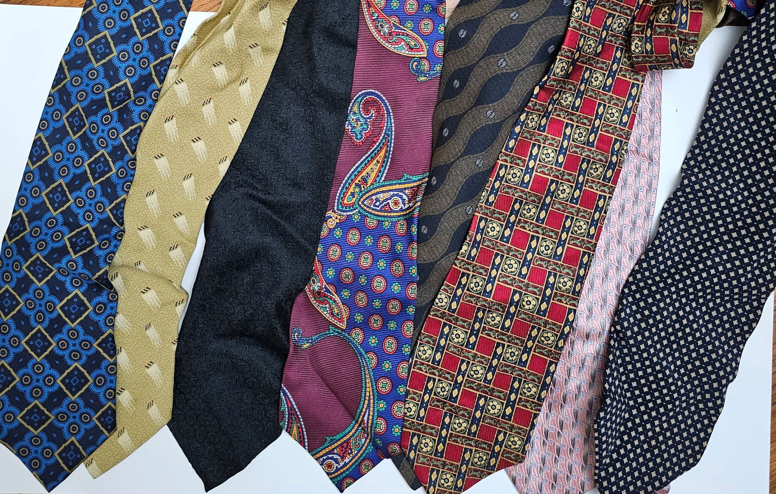 Like New Ties incl Armani, Burberrys, Versace, Coach: Like New Ties incl Armani, Burberrys, Versace, Coach