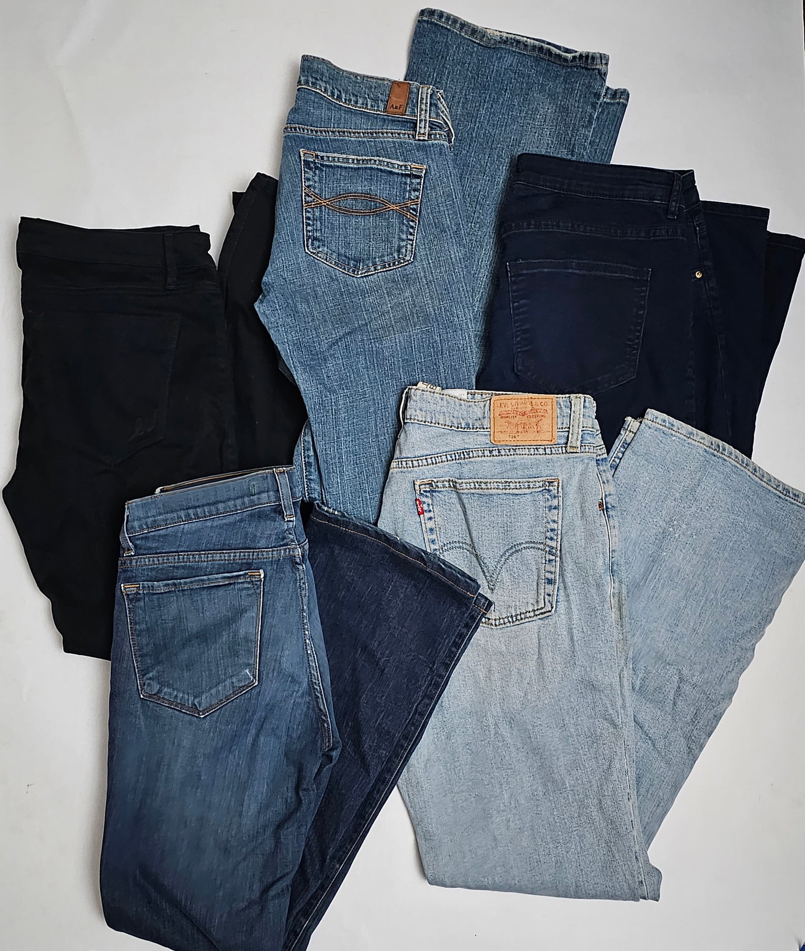 Women's Jeans incl Levi's 515 Superlow (13), JBrand and AF (0), H&M (14) Express Black Jegging (10): Women's Jeans incl Levi's 515 Superlow (13), JBrand and AF (0), H&M (14) Express Black Jegging (10)