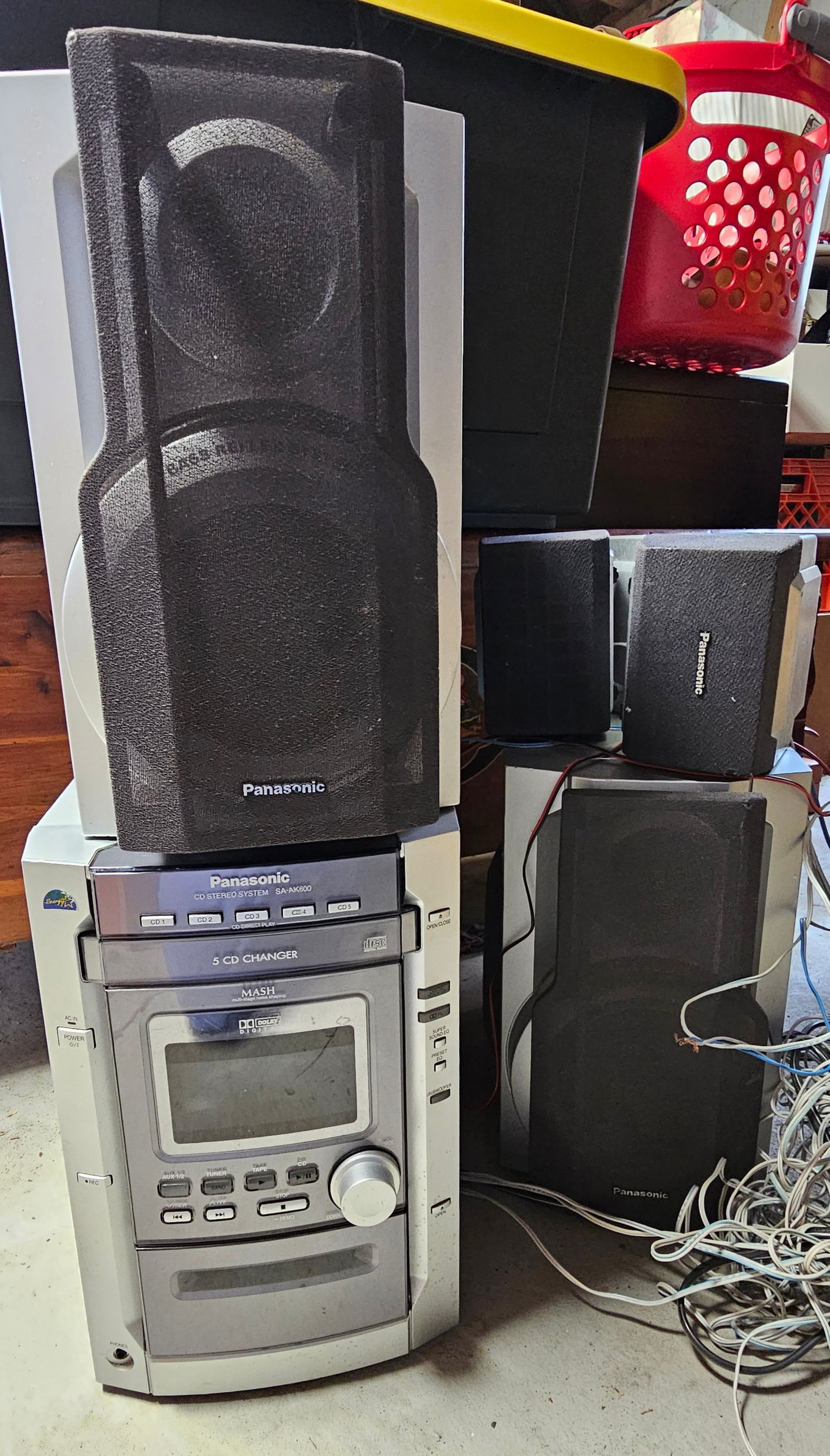Panasonic Stereo System and Speakers working (1 of 2)