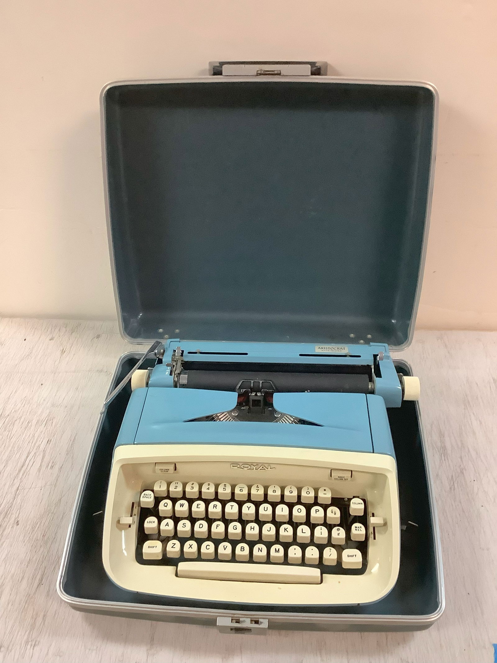Vintage Royal Aristocrat Typewriter in Case (1 of 1)