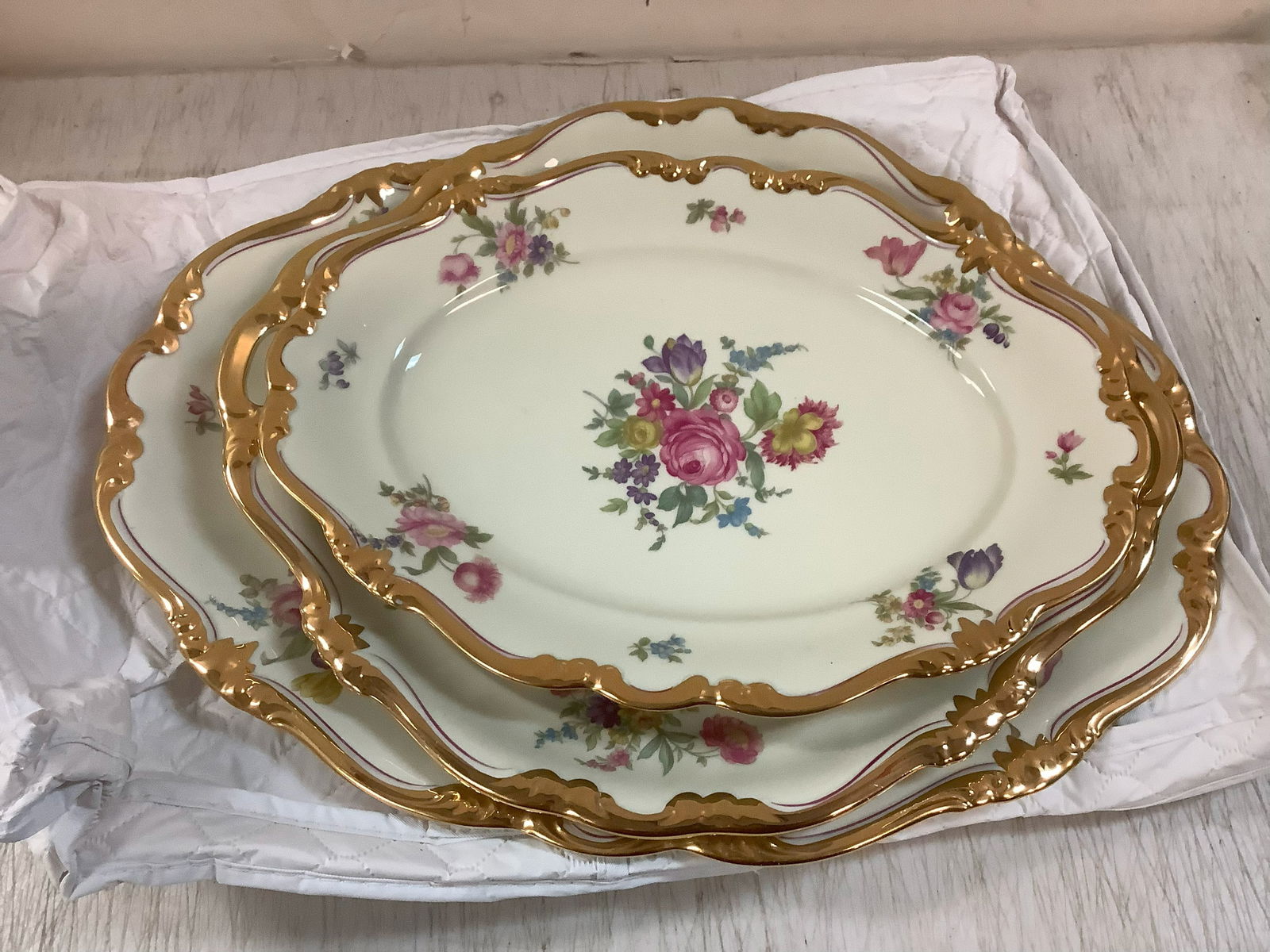 Rosenthal Pompadour Serving Dishes -15x11.75 biggest size (1 of 1)