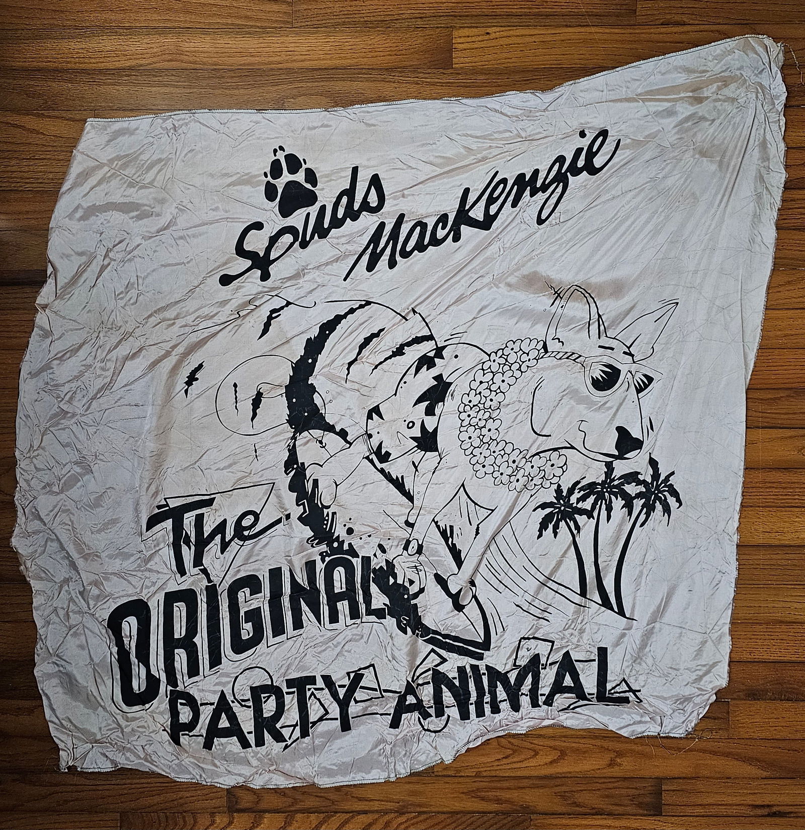 Vintage Spuds Mackenzie Silkscreened Banner almost 4ftx4ft (1 of 1)