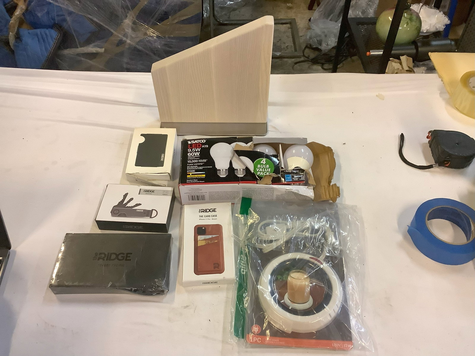 Lot of candle plate, ridge wallets one sealed, LED BULBS and more: Lot of candle plate, ridge wallets one sealed, LED BULBS and more