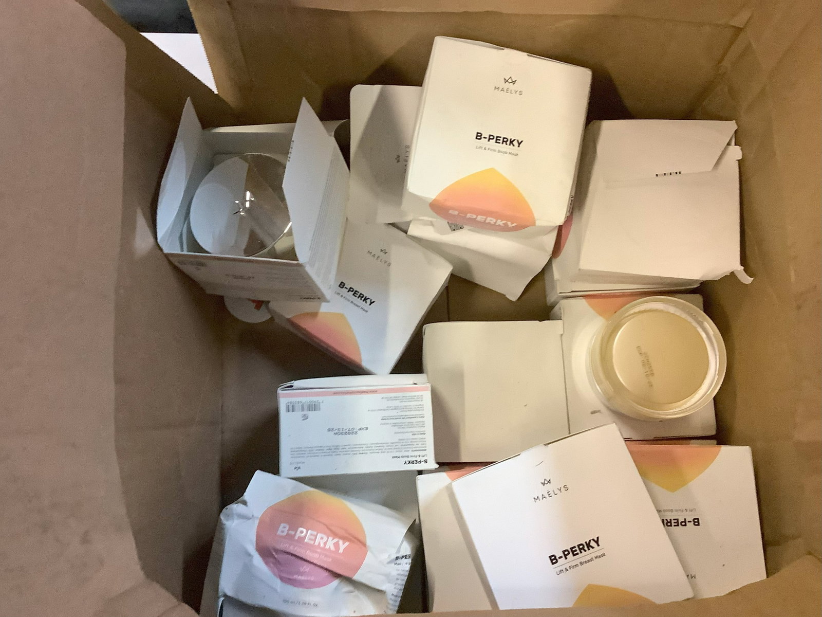 Box full of Maelys B-Perky Lift & Firm Boob Mask (expires 8/18/25): Box full of Maelys B-Perky Lift & Firm Boob Mask (expires 8/18/25)