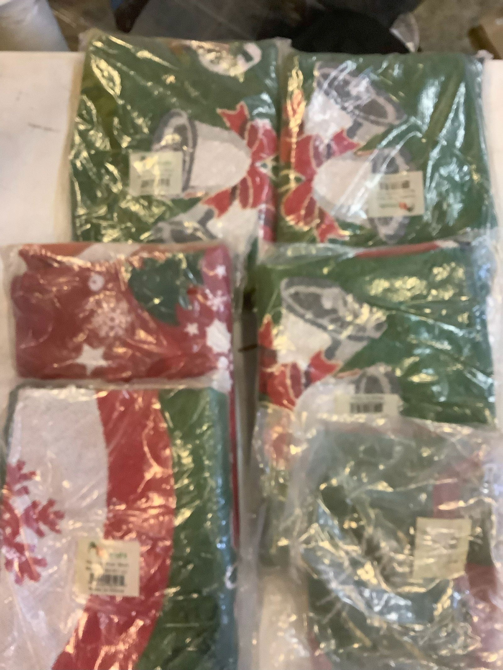 Holiday Tree Skirts: Holiday Tree Skirts