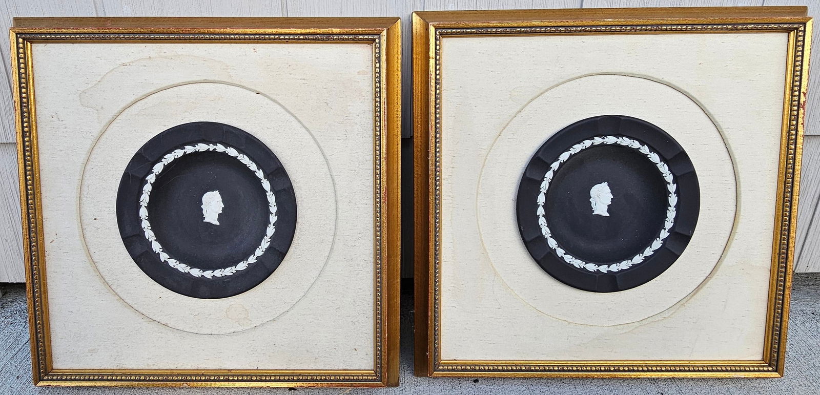 2 Porcelain Plates in Gold Gilt Frames (1 of 3)