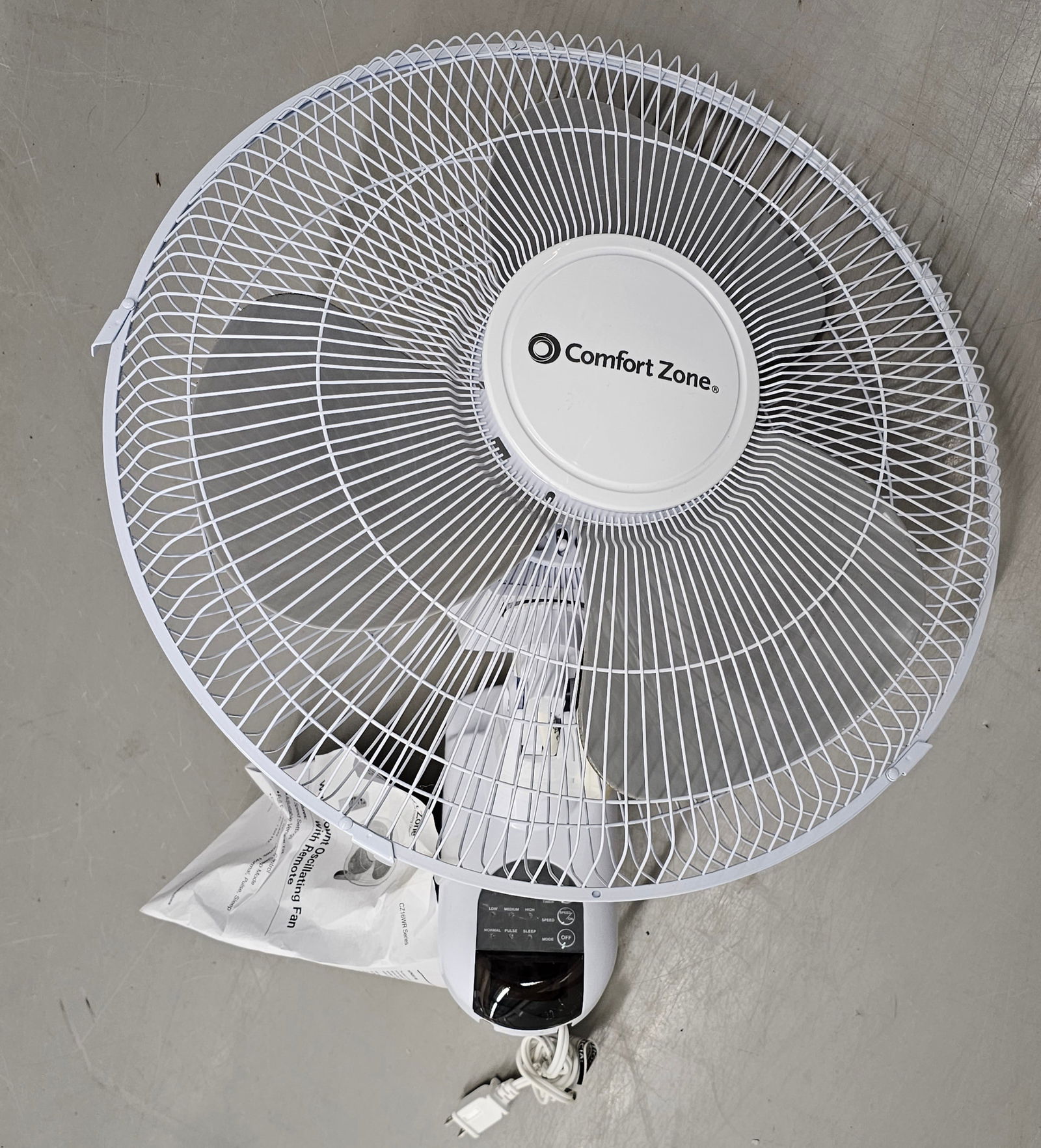 ComfortZone Mountable Fan With Remote (1 of 1)