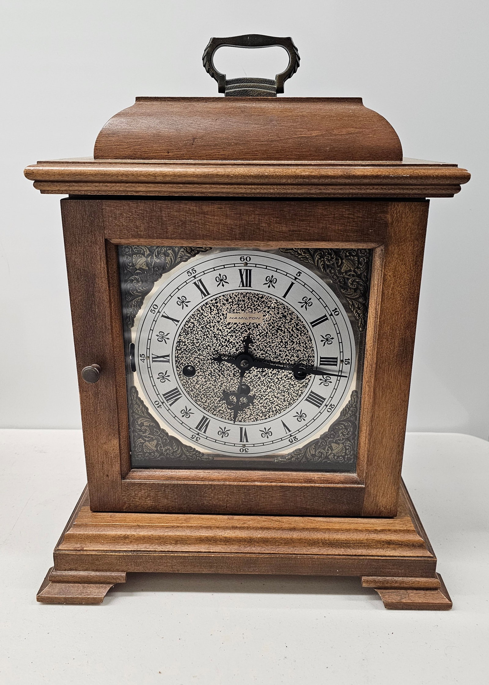 Vintage Hamilton Wheatland Clock: 15x10x6"