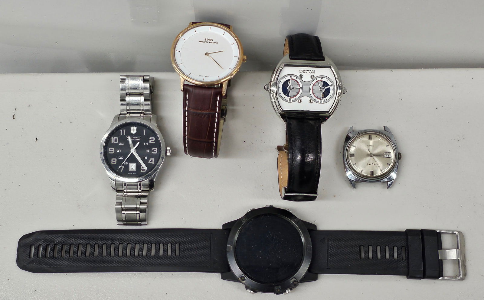 Watches incl Croton and More: Watches incl Croton and More