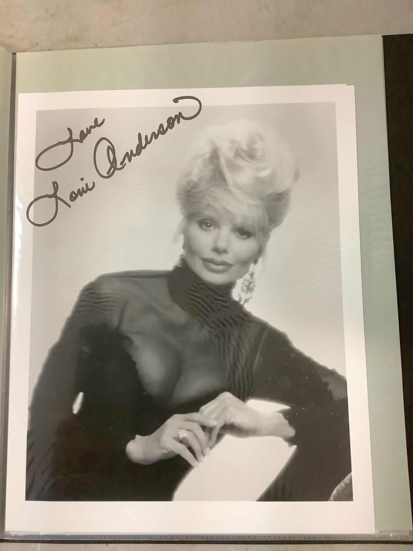 Autographed Headshot - Loni Anderson 8x10 (1 of 1)