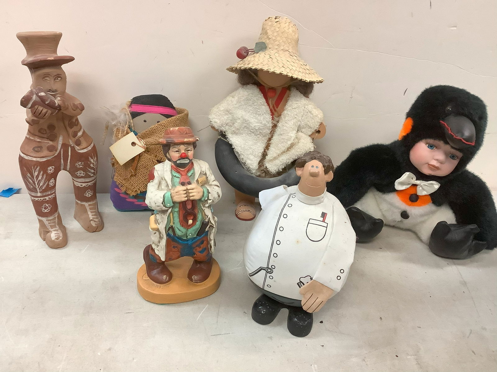 Ladie and Friends Inc. 1989 Wood Figure, Peruvian Clay Art -Man Playing Music, Dave Grossman Clown (1 of 1)