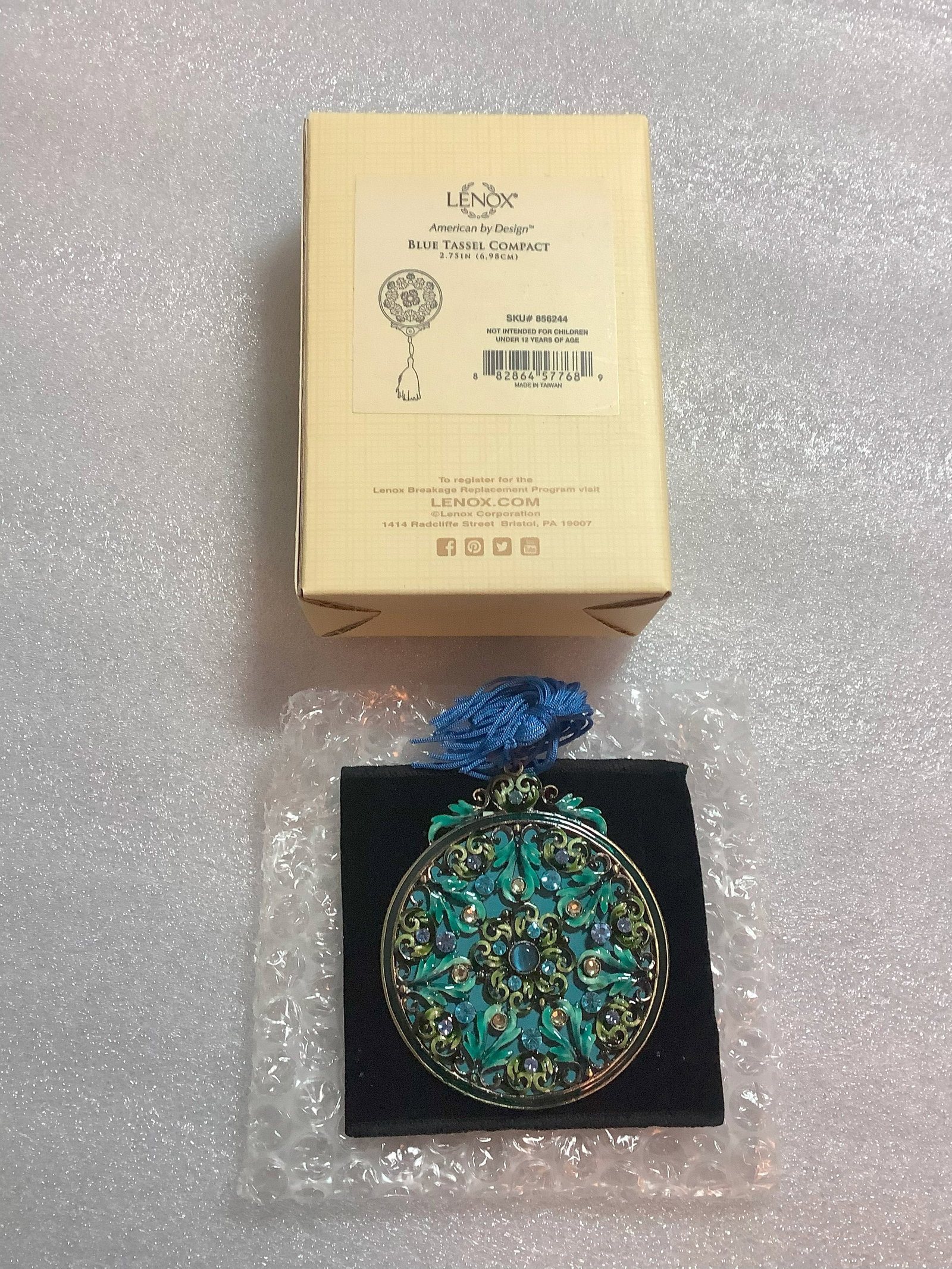 Lenox Blue Tassel Compact: Lenox Blue Tassel Compact