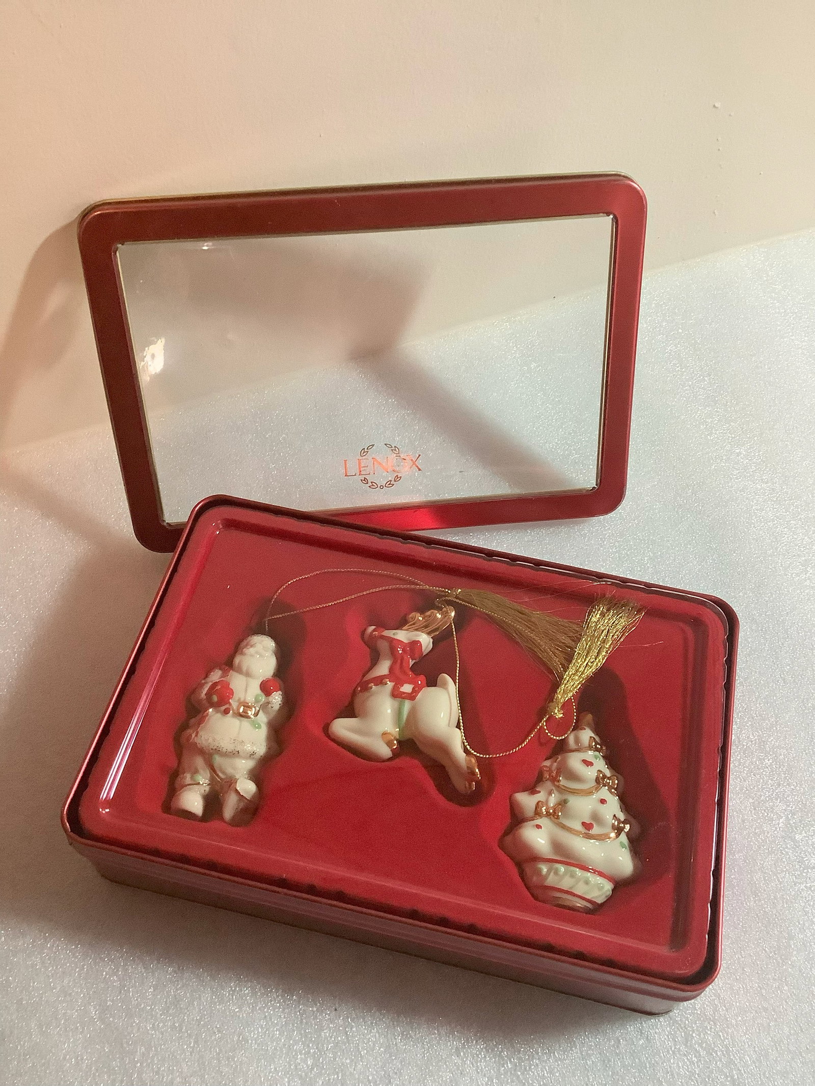 Lenox Christmas Ornaments: Lenox Christmas Ornaments