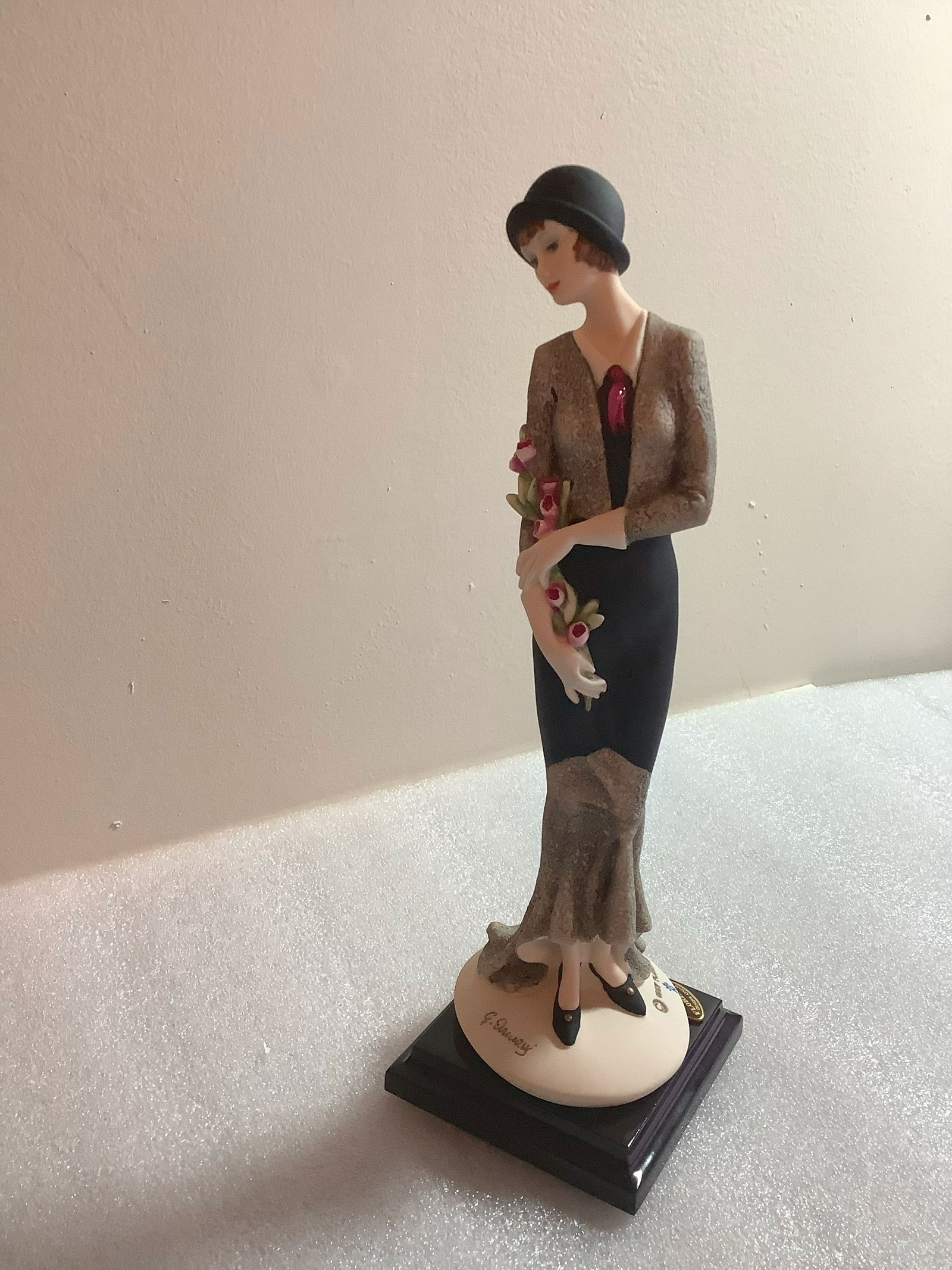 1987 Signed Florence Original Giuseppe Armani Statue 10 1/2" (1 of 1)