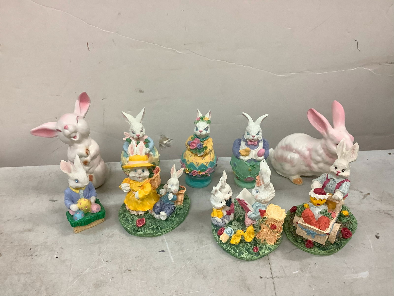 Lot of easter bunny figurines (1 of 1)