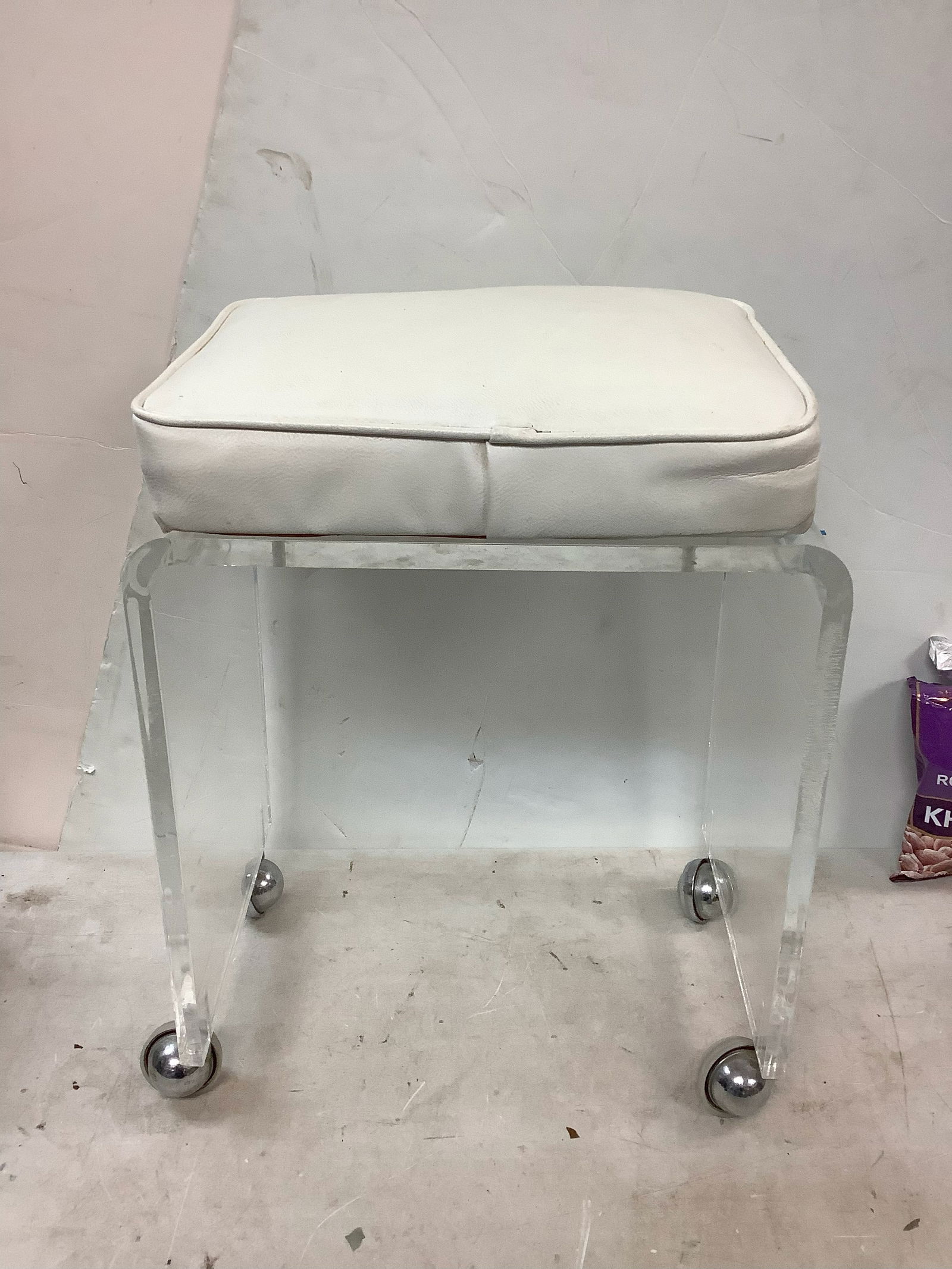 MCM Stool with Wheels - White Cushion 19in tall (1 of 1)