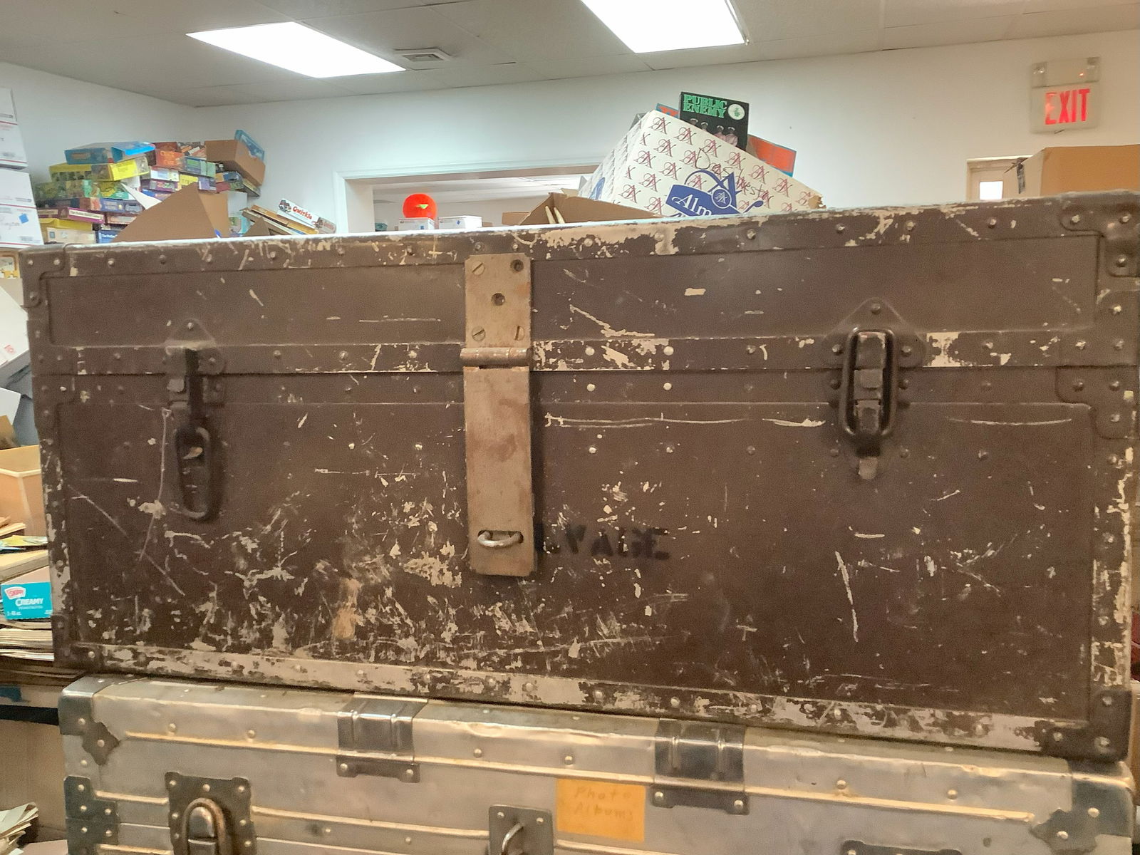 Military Footlocker Metal 31x17x14 (1 of 1)