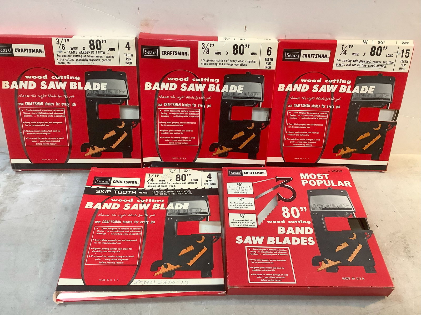 Lot of band saw blades (different widths): Lot of band saw blades (different widths)