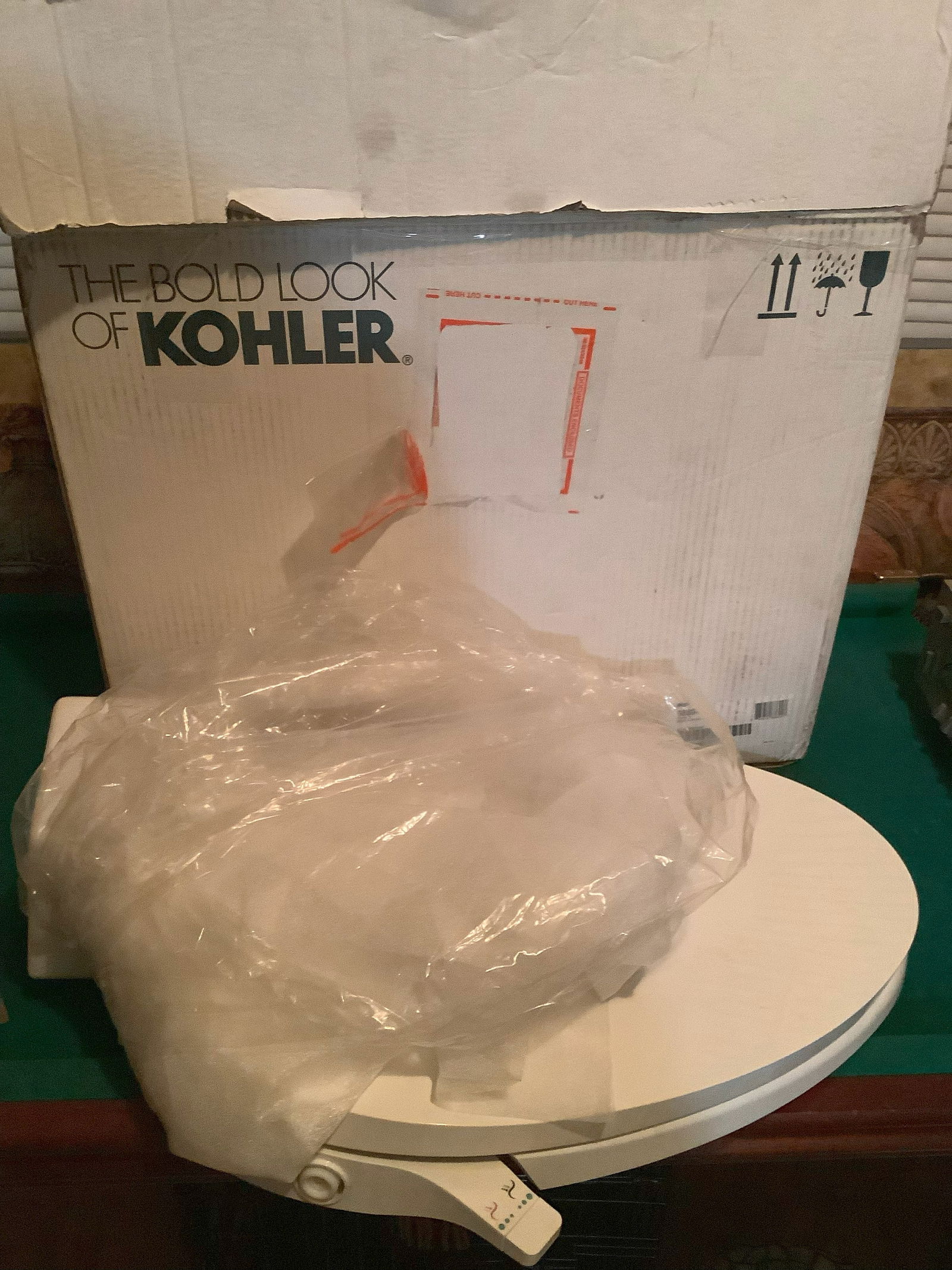 New Kohler Self Cleaning Toilet Set (1 of 1)