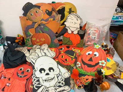 Lot of Vintage 1950s Halloween Decorations, etc.: Lot of Vintage 1950s Halloween Decorations, etc.