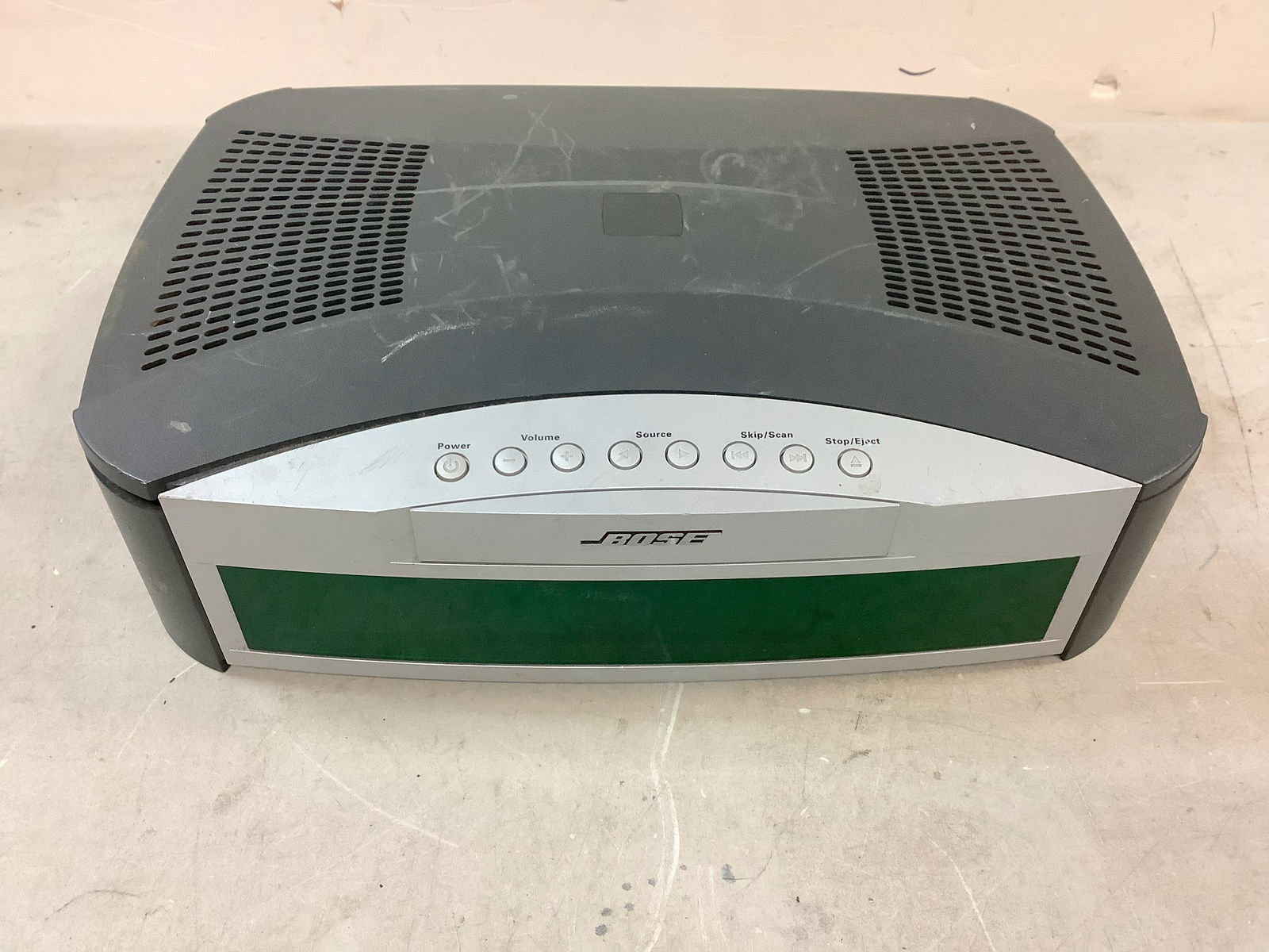 Bose Stereo System (1 of 1)