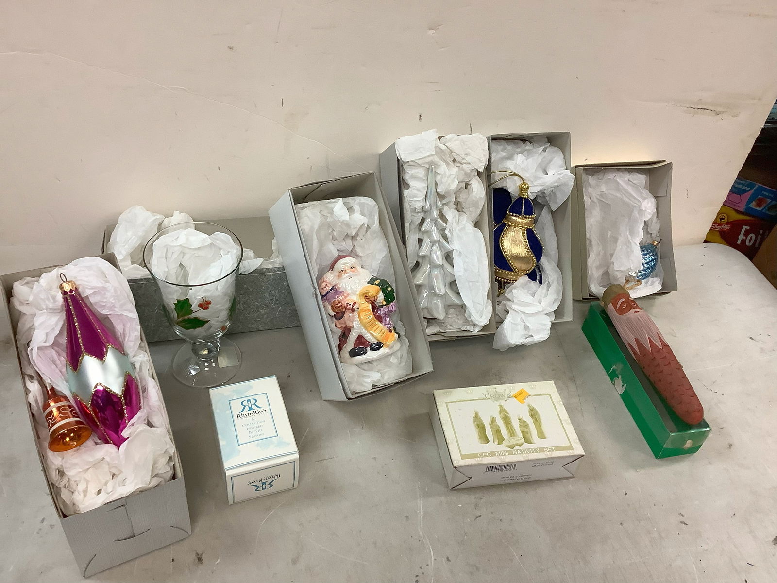 Lenox Christmas Holly Glass, Vintage Christmas Ornaments, Crown 6 Piece Mini Nativity Set and more (1 of 1)